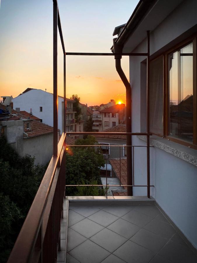 Lovely Apartment With Balcony In Pomorie Old Town By Flat Mаnаger Екстер'єр фото